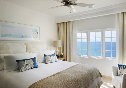 omar_500x350_room_one_bedroom_ocean_view_suite01