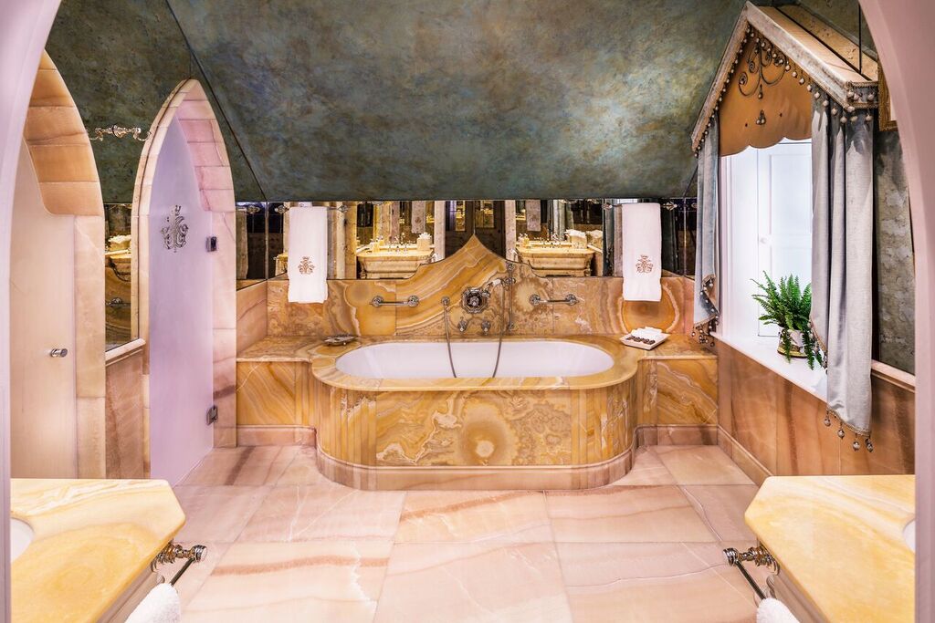 HCFDSXaKRx3WQ4bMrMuhxQtjbW4oJOgMCjURwfHje7U