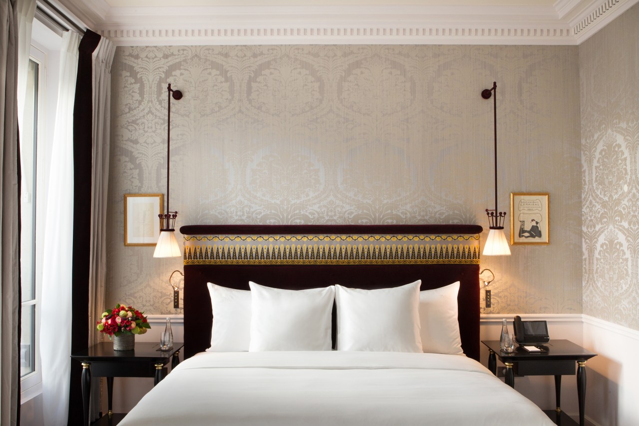La-Reserve-Paris-Hotel-chambre-Prestige-