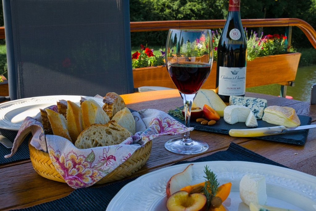 This image has an empty alt attribute; its file name is papfoodandwine-1.jpg